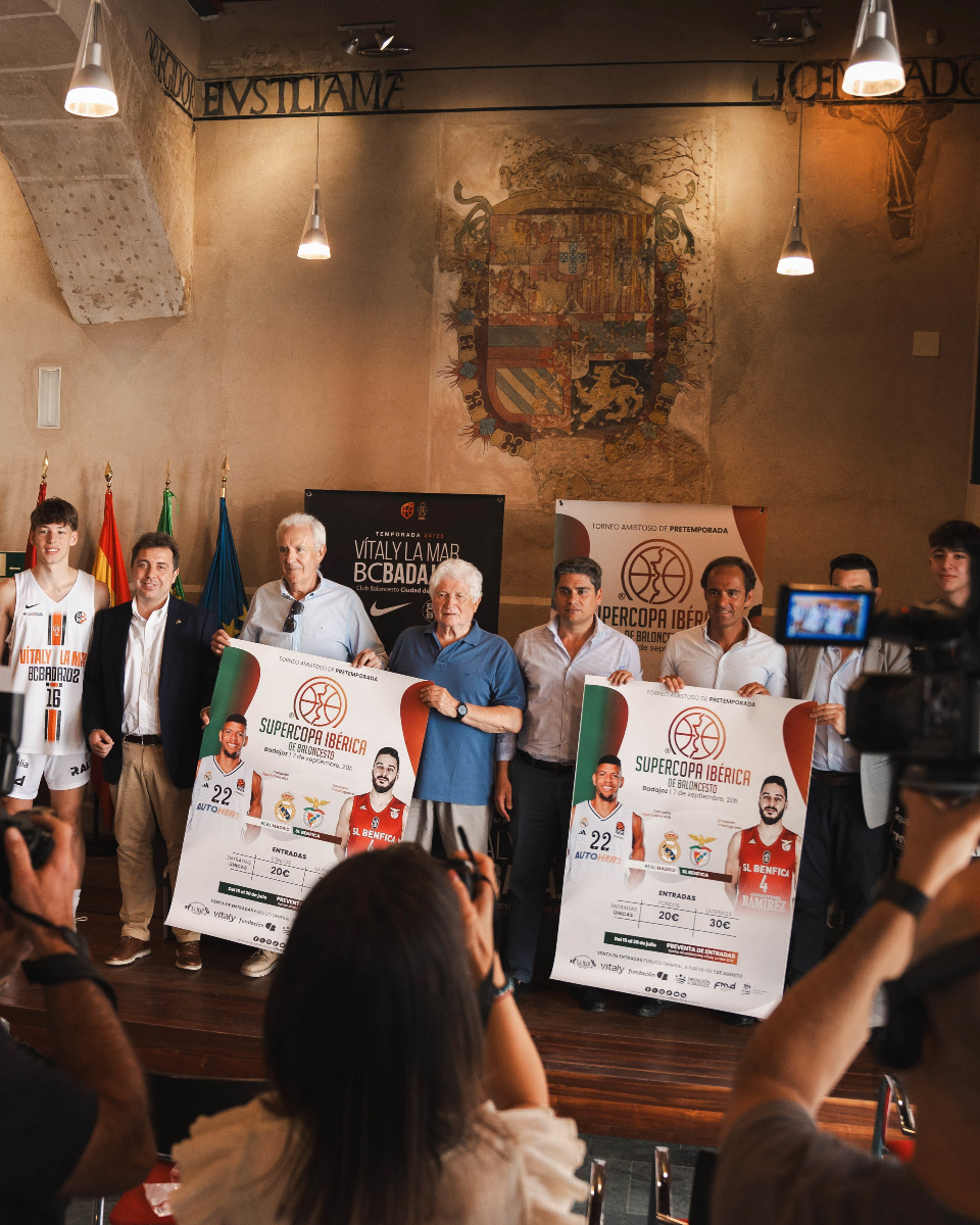 Presentación oficial de la Supercopa Ibérica en Badajoz